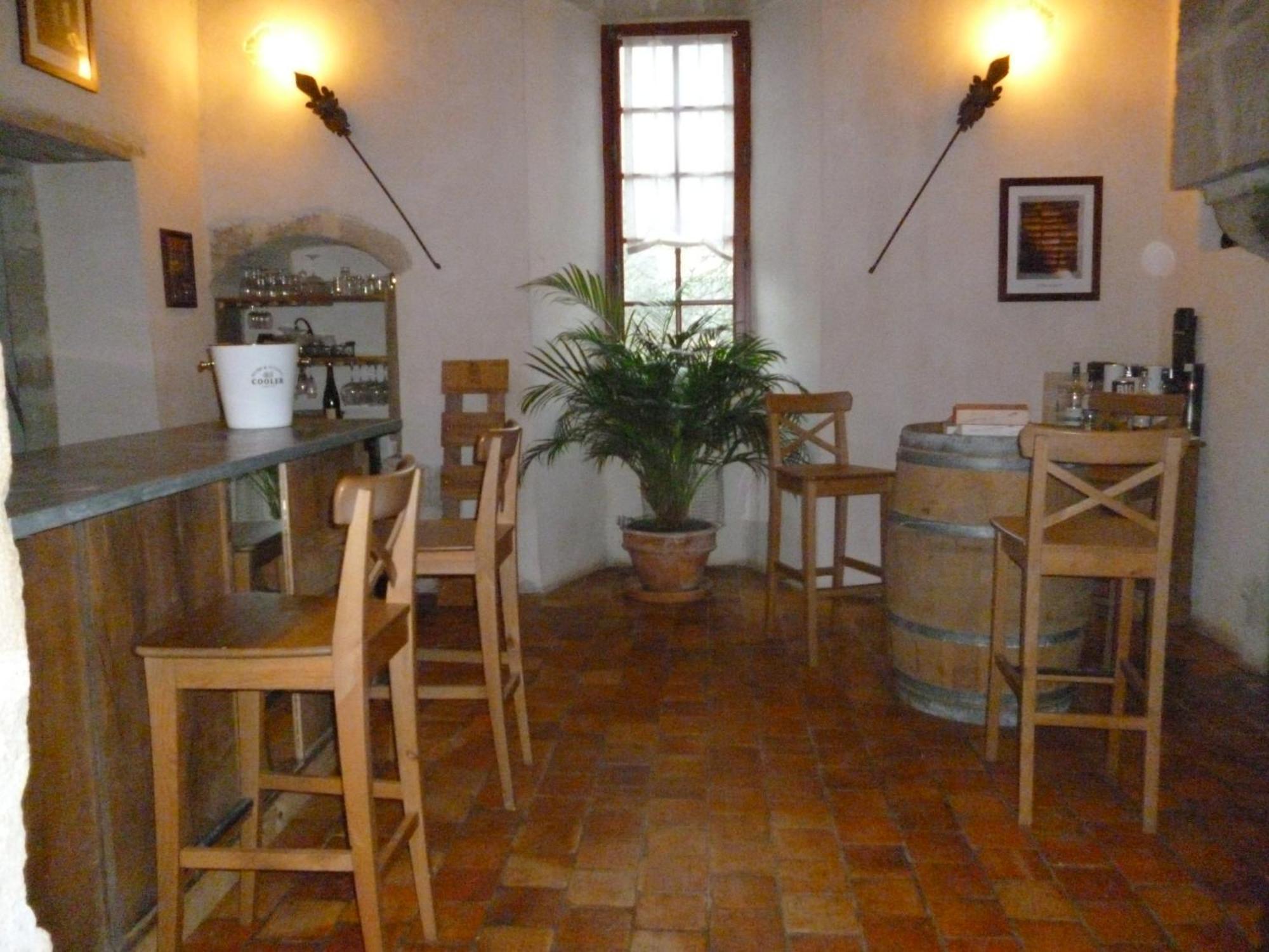 Le Manoir De Gatines Bed & Breakfast Tigné Eksteriør bilde