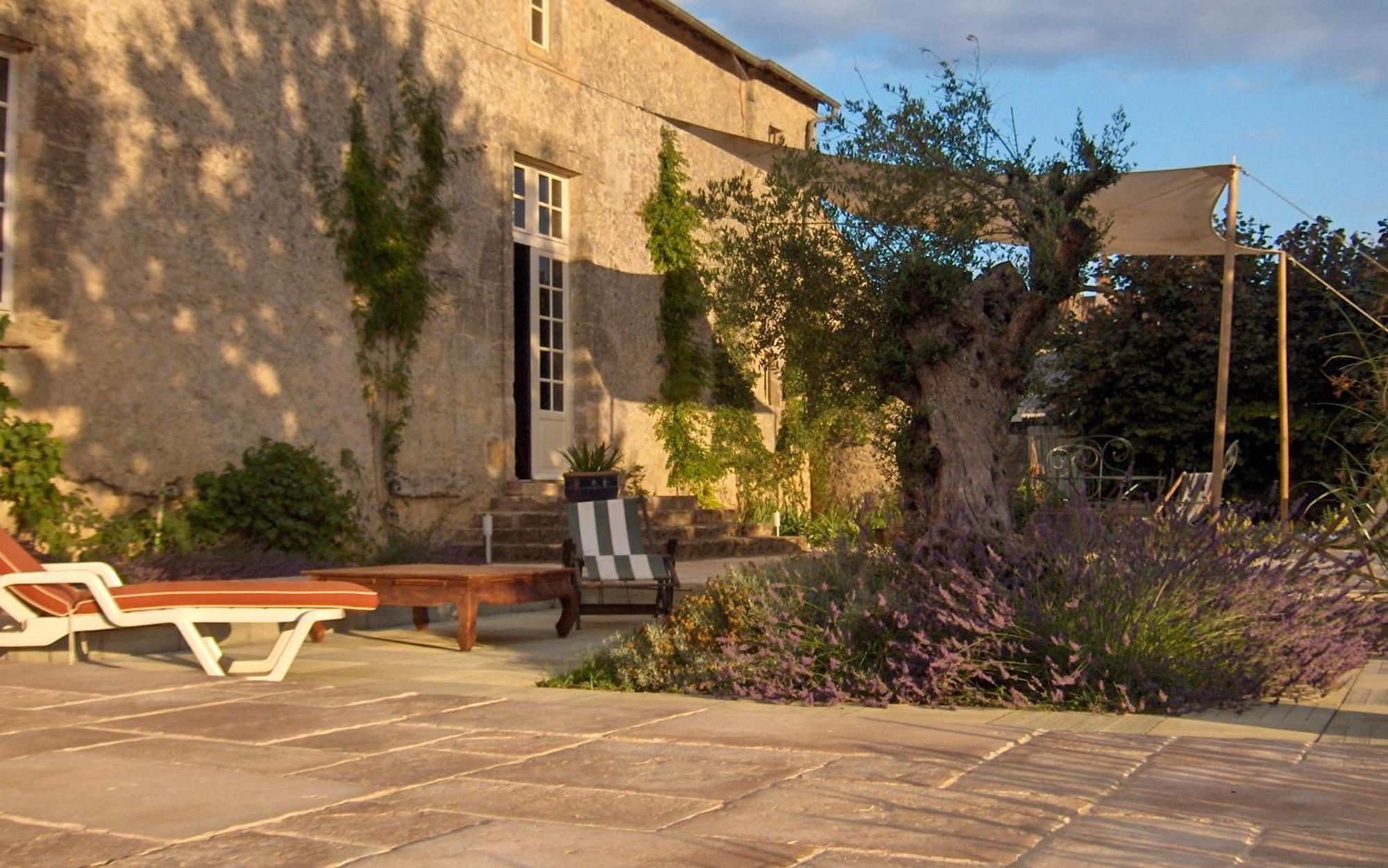 Le Manoir De Gatines Bed & Breakfast Tigné Eksteriør bilde